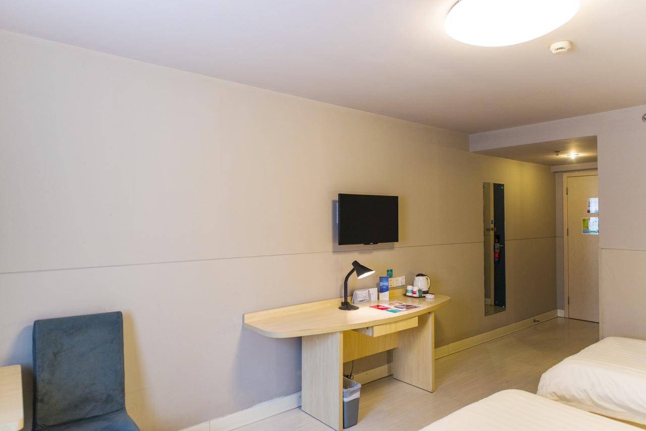 Jinjiang Inn Wanda Plaza Hotel Taiyuan Street Шънян Екстериор снимка