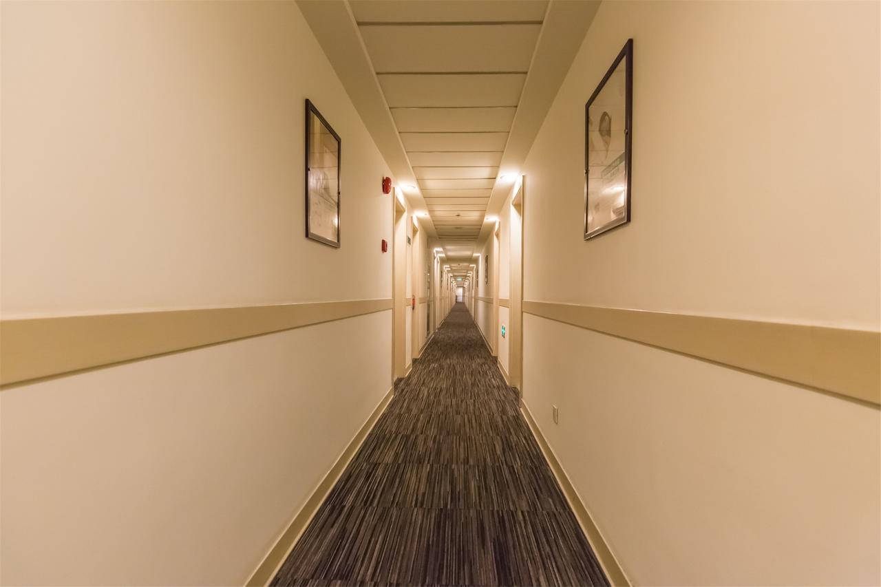 Jinjiang Inn Wanda Plaza Hotel Taiyuan Street Шънян Екстериор снимка